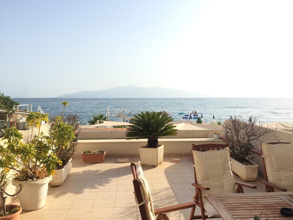 Apartments Wonderful Bay Саранда Номер фото